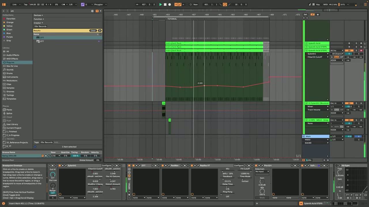 Glide and detune for the old-school feel — screenshot from the video